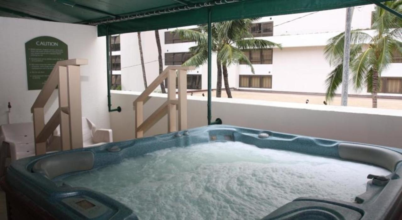 Private Condos In Waikiki, Private Car Rental Included, Beach Gear And Camping Gear Гонолулу Экстерьер фото