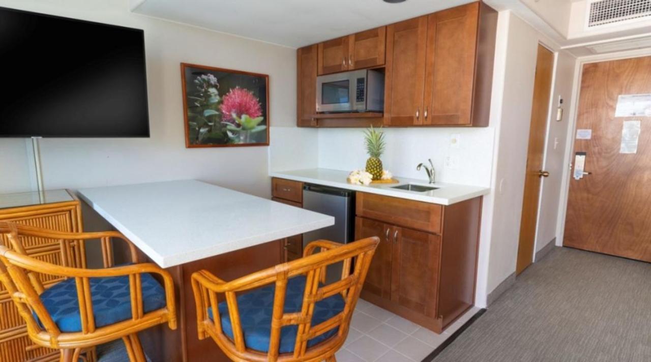 Private Condos In Waikiki, Private Car Rental Included, Beach Gear And Camping Gear Гонолулу Экстерьер фото