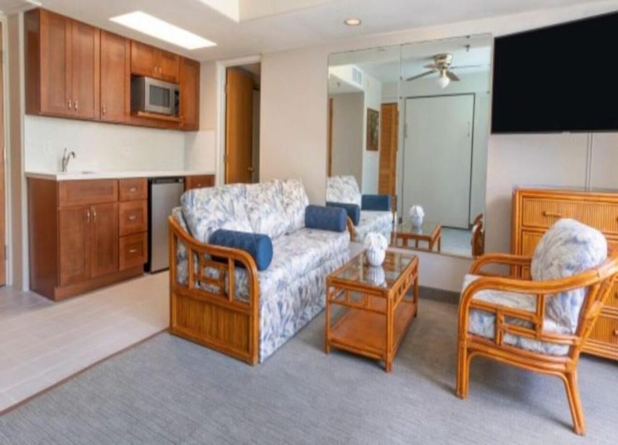 Private Condos In Waikiki, Private Car Rental Included, Beach Gear And Camping Gear Гонолулу Экстерьер фото
